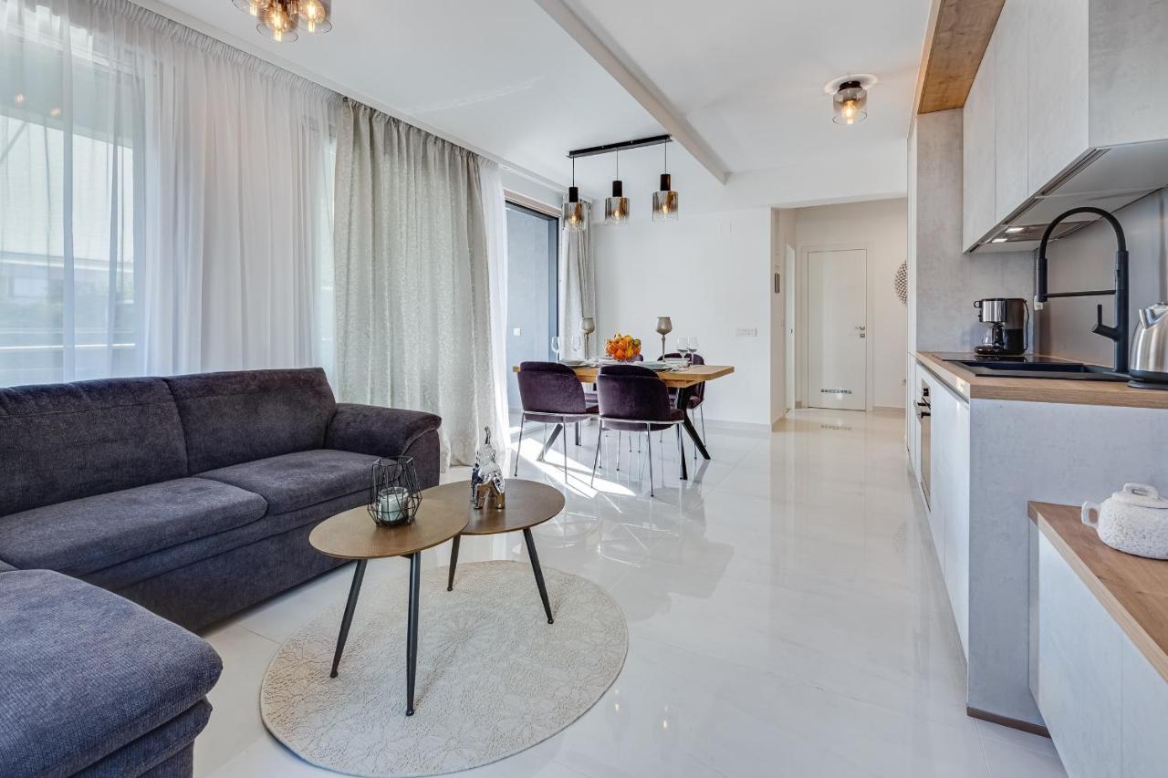 Diamond Two Bedroom Apartment Zadar Exterior photo